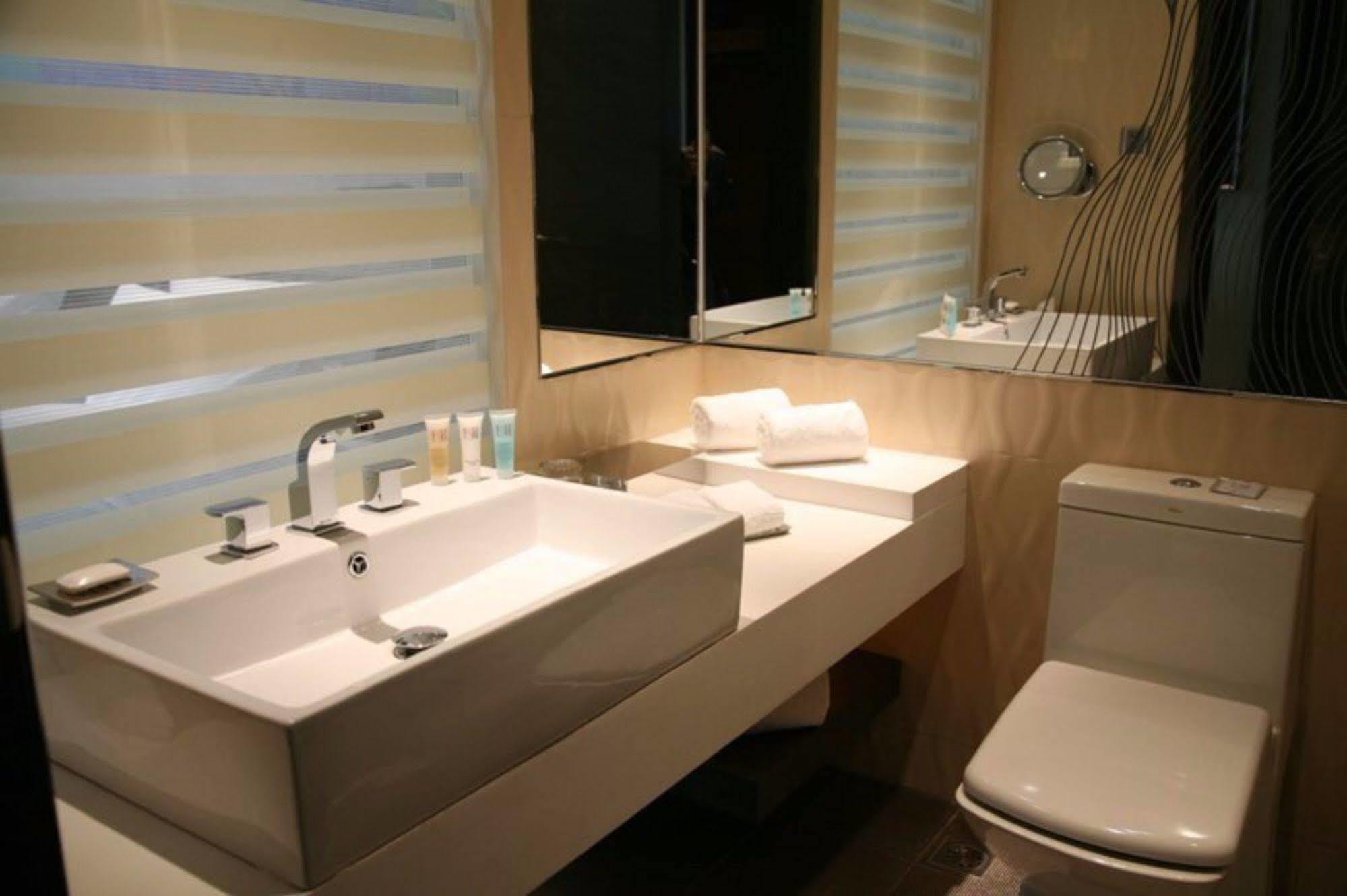 Elan Inn Yinchuan Exterior photo